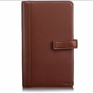 NIB $195 Tumi Leather ID Lock Travel Organizer in Brown Textured Leather!